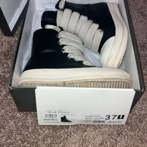Rick Owens Black High-Top Jumbo Lace boots size 37 converts to size 7